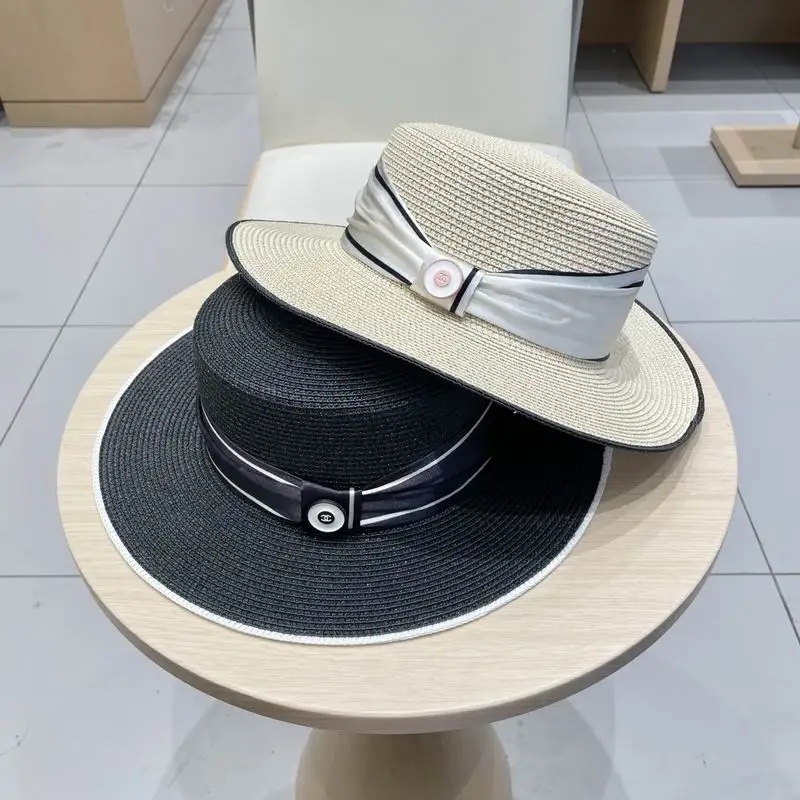 Chanel top hat 040204
